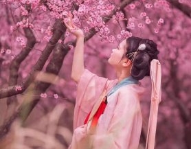 ��(ji��n)�����Լ����@��(g��)�S��Ů���o(w��)�������۹�����